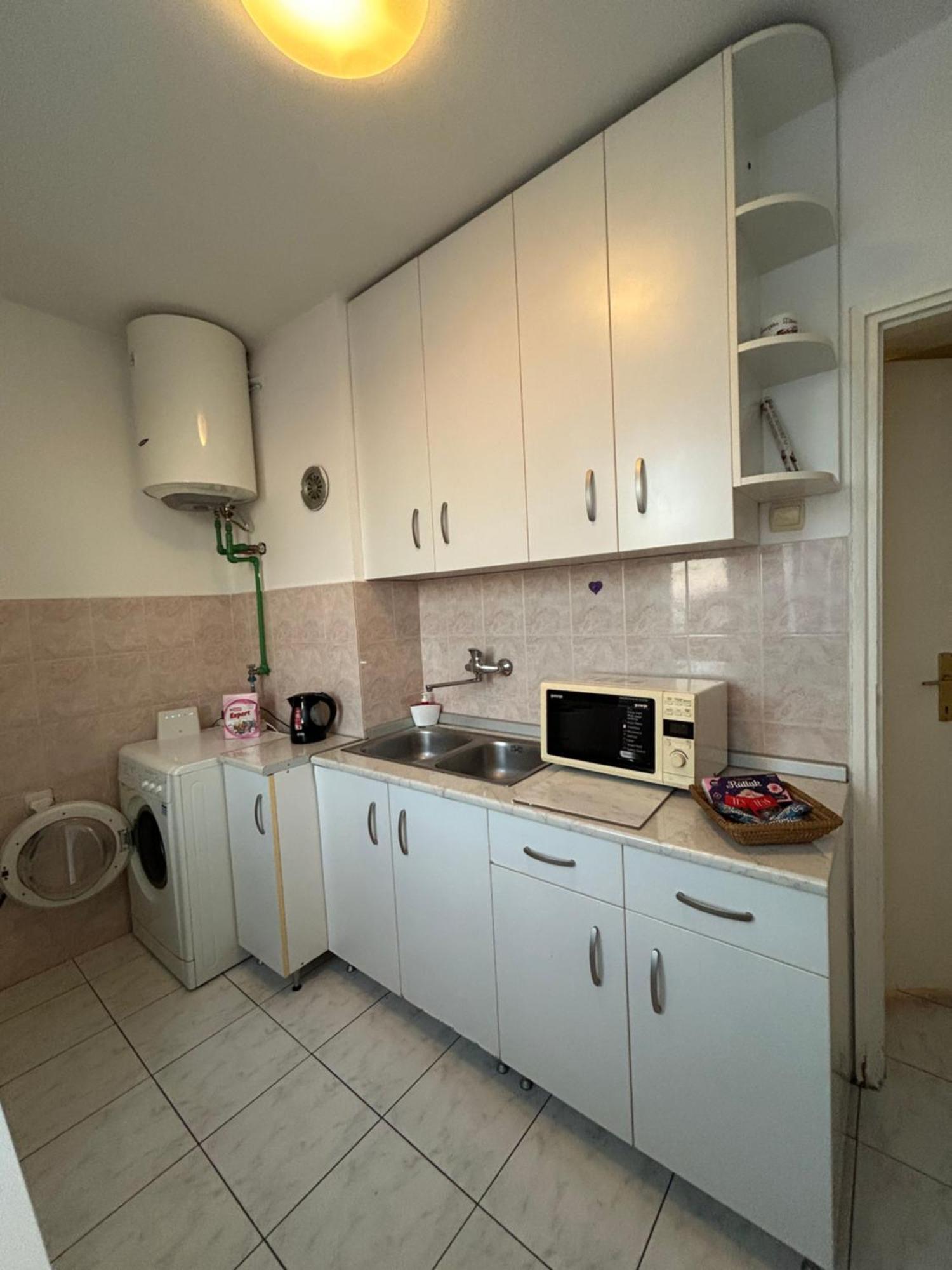 Kelti Apartment Belgrade Exterior photo